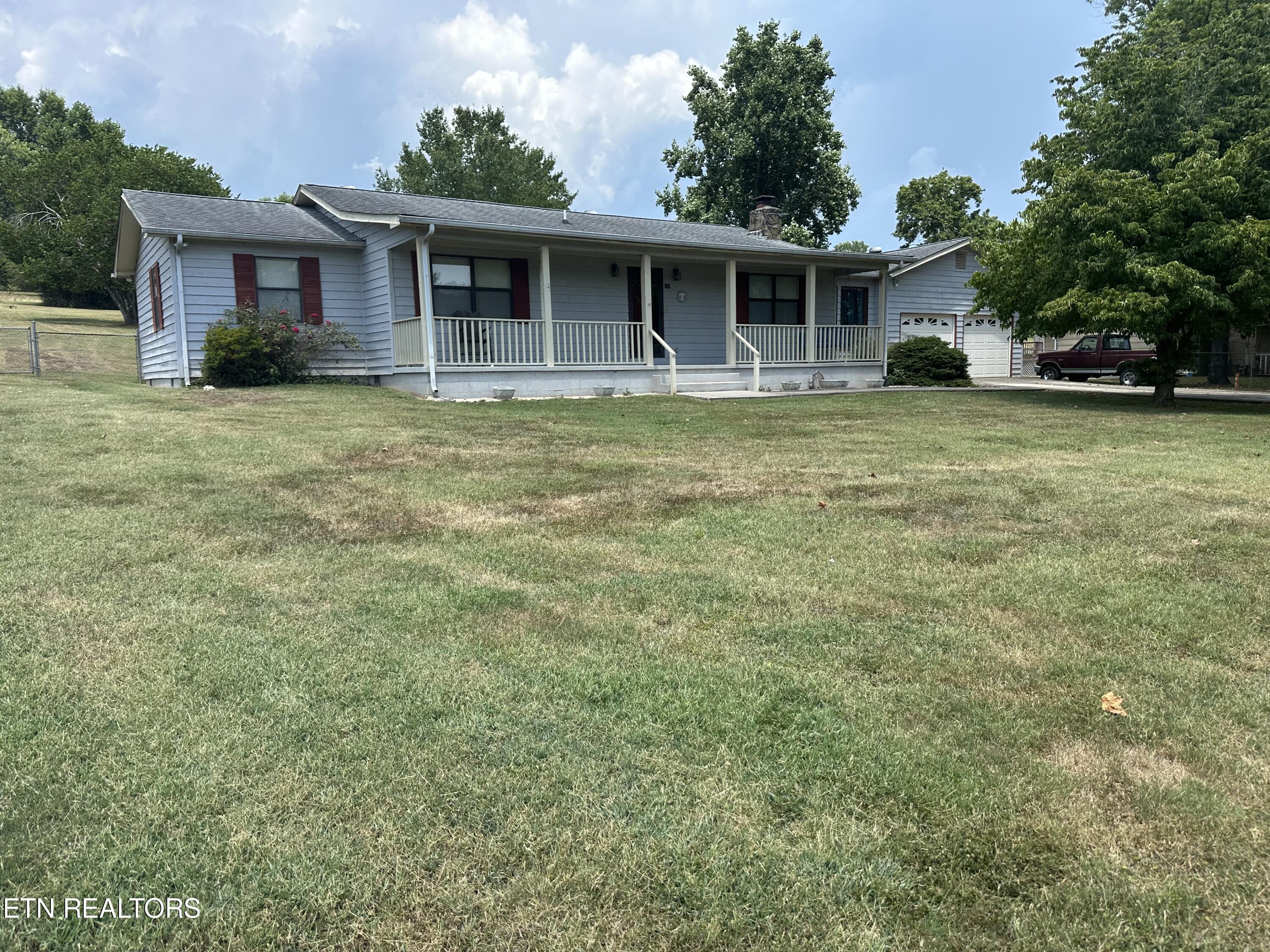 Photo 1 of 34 of 531 Shenandoah Drive house