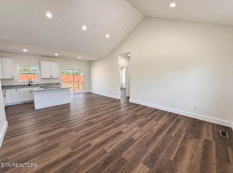 Tiny photo for 127 Tonawanda Trl, Madisonville, TN 37354 (MLS # 1354955)
