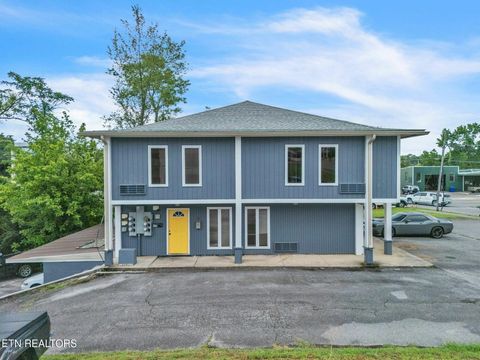 Tiny photo for 106 King Ave Ave, Morristown, TN 37814 (MLS # 1317688)