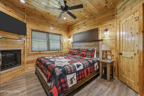 Tiny photo for 655 Gatlinburg Falls Way, Gatlinburg, TN 37738 (MLS # 1335633)
