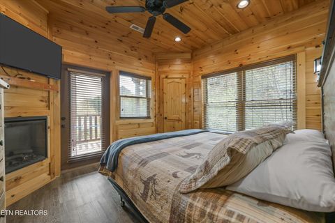 Tiny photo for 655 Gatlinburg Falls Way, Gatlinburg, TN 37738 (MLS # 1335633)