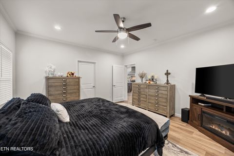 Tiny photo for 352 Perry Smith Lane, Caryville, TN 37714 (MLS # 1325992)