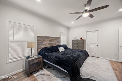 Tiny photo for 352 Perry Smith Lane, Caryville, TN 37714 (MLS # 1325992)