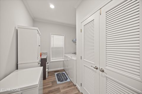 Tiny photo for 352 Perry Smith Lane, Caryville, TN 37714 (MLS # 1325992)