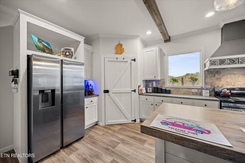 Tiny photo for 352 Perry Smith Lane, Caryville, TN 37714 (MLS # 1325992)