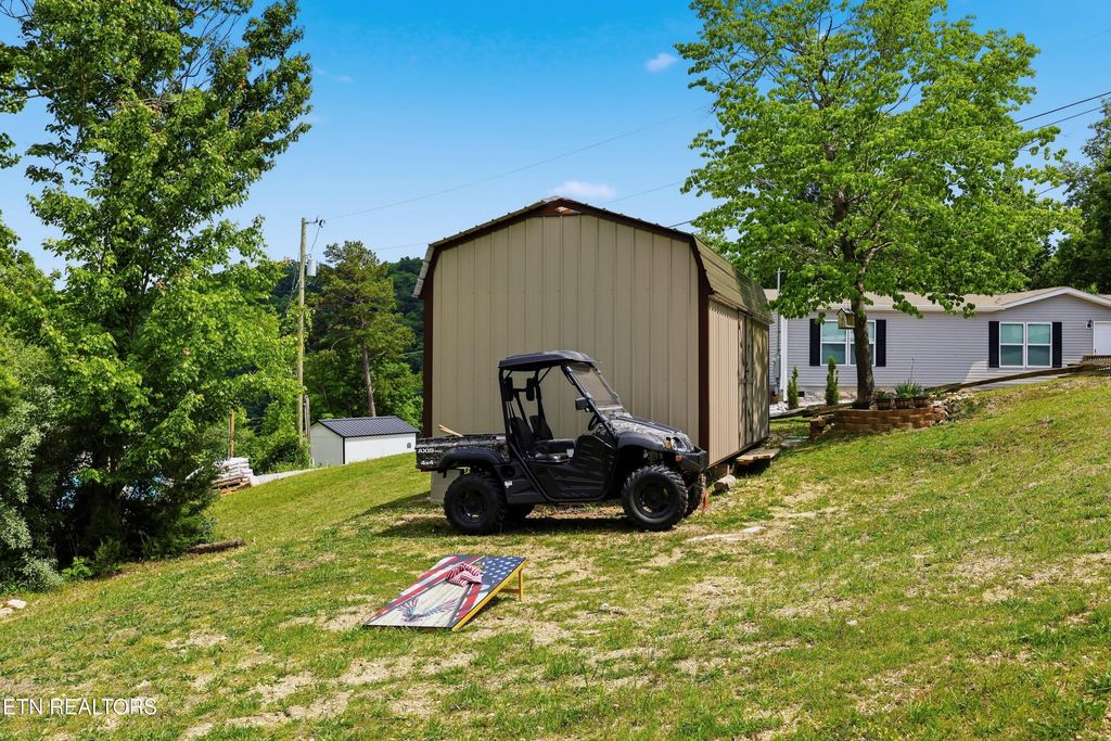 Photo of 352 Perry Smith Lane, Caryville, TN 37714 (MLS # 1325992)
