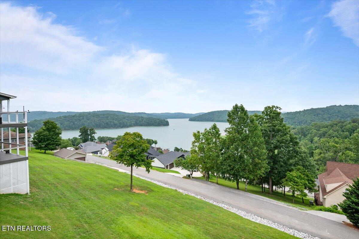 124 Smokeys Point