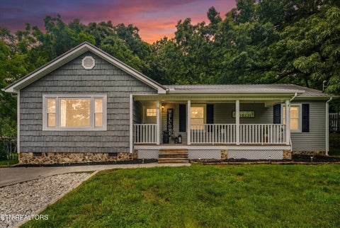 Photo of 79 Reservoir Rd, Norris, TN 37828 (MLS # 1344174)