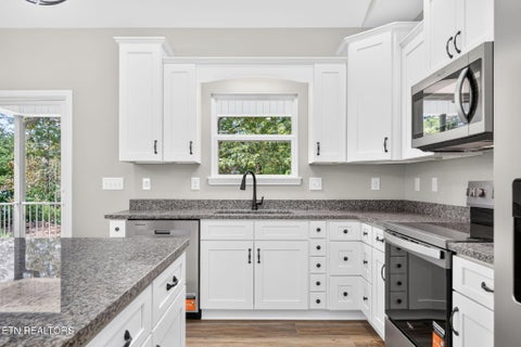 Tiny photo for 485 Katherine Drive, Crossville, TN 38555 (MLS # 1354892)