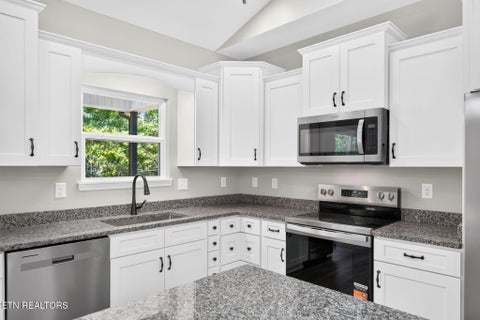 Tiny photo for 485 Katherine Drive, Crossville, TN 38555 (MLS # 1354892)