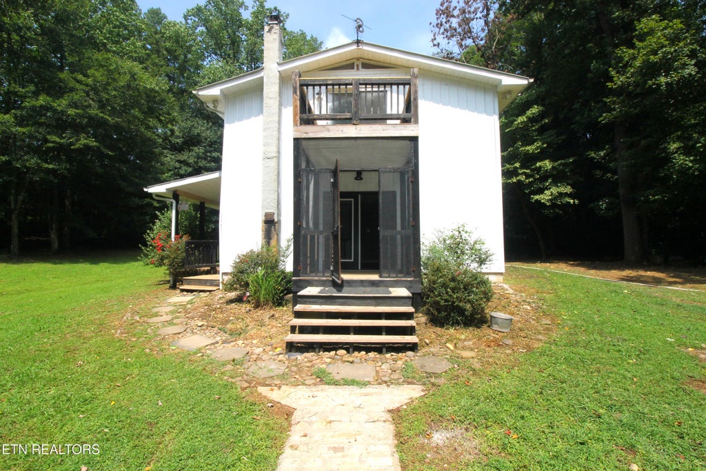 Photo of 145 Apple Tree Drive, Oliver Springs, TN 37840 (MLS # 1351606)