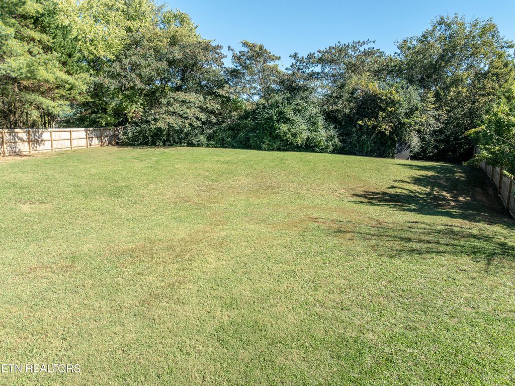 Photo of 1600 Legacy Park Rd, Knoxville, TN 37922 (MLS # 1318473)