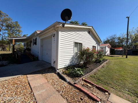 Tiny photo for 841 Yellow Cliff Rd, Jamestown, TN 38556 (MLS # 1359693)