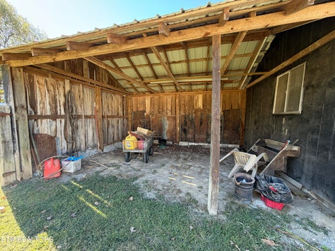 Tiny photo for 841 Yellow Cliff Rd, Jamestown, TN 38556 (MLS # 1359693)