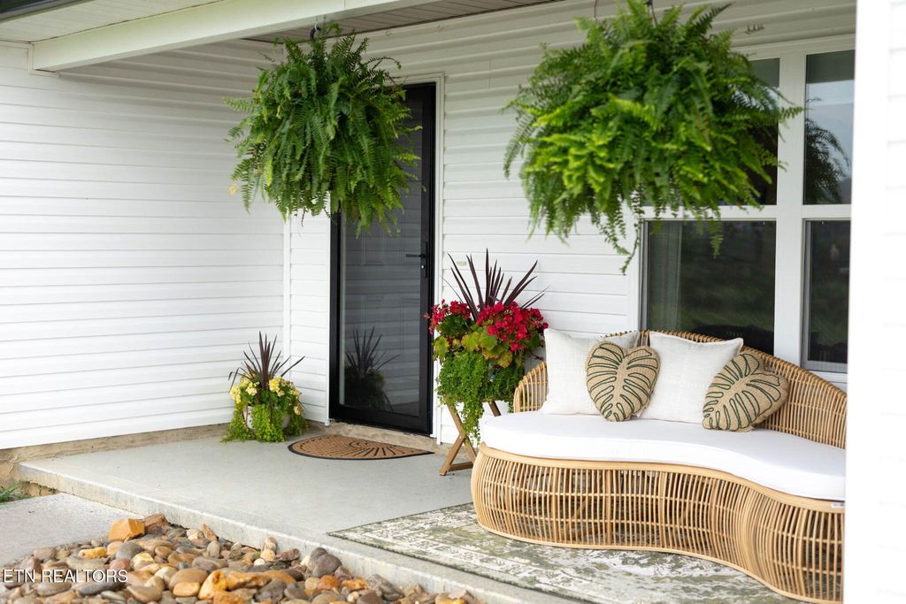 Photo of 7921 Bud Hawkins Rd, Corryton, TN 37721 (MLS # 1316319)