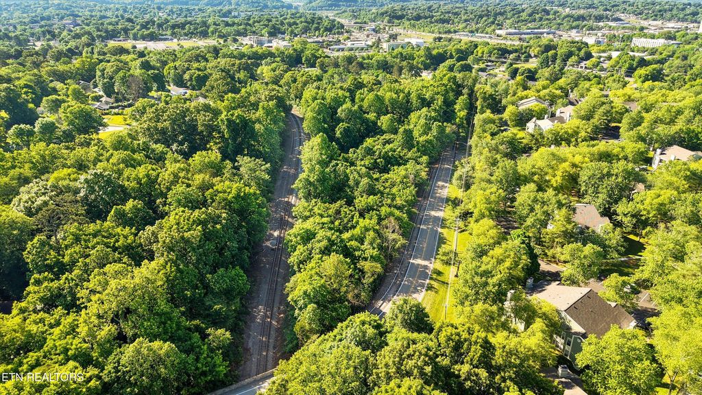 Photo of 19 Dry Gap, Knoxville, TN 37912 (MLS # 1341039)