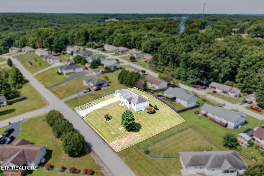 Photo of 212 Bayberry Drive, Crossville, TN 38555 (MLS # 1353546)
