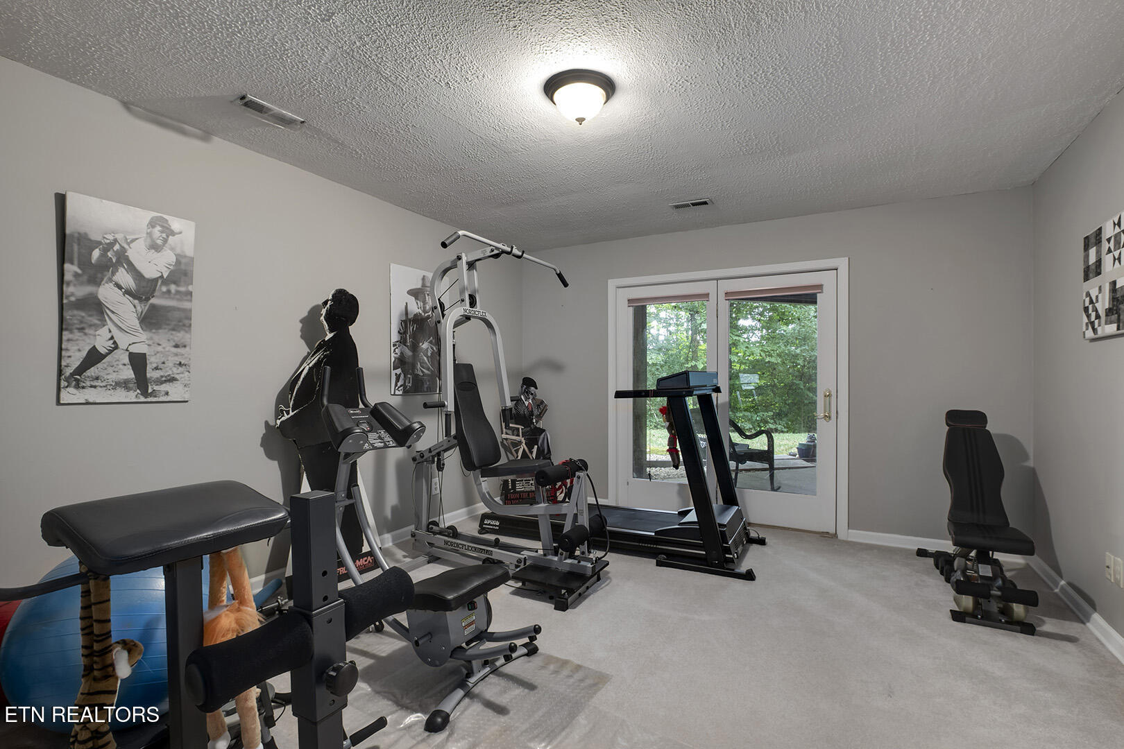 Loudon, Tennessee 37774, United States, 4 Bedrooms Bedrooms, ,3 BathroomsBathrooms,Residential,Active,191897