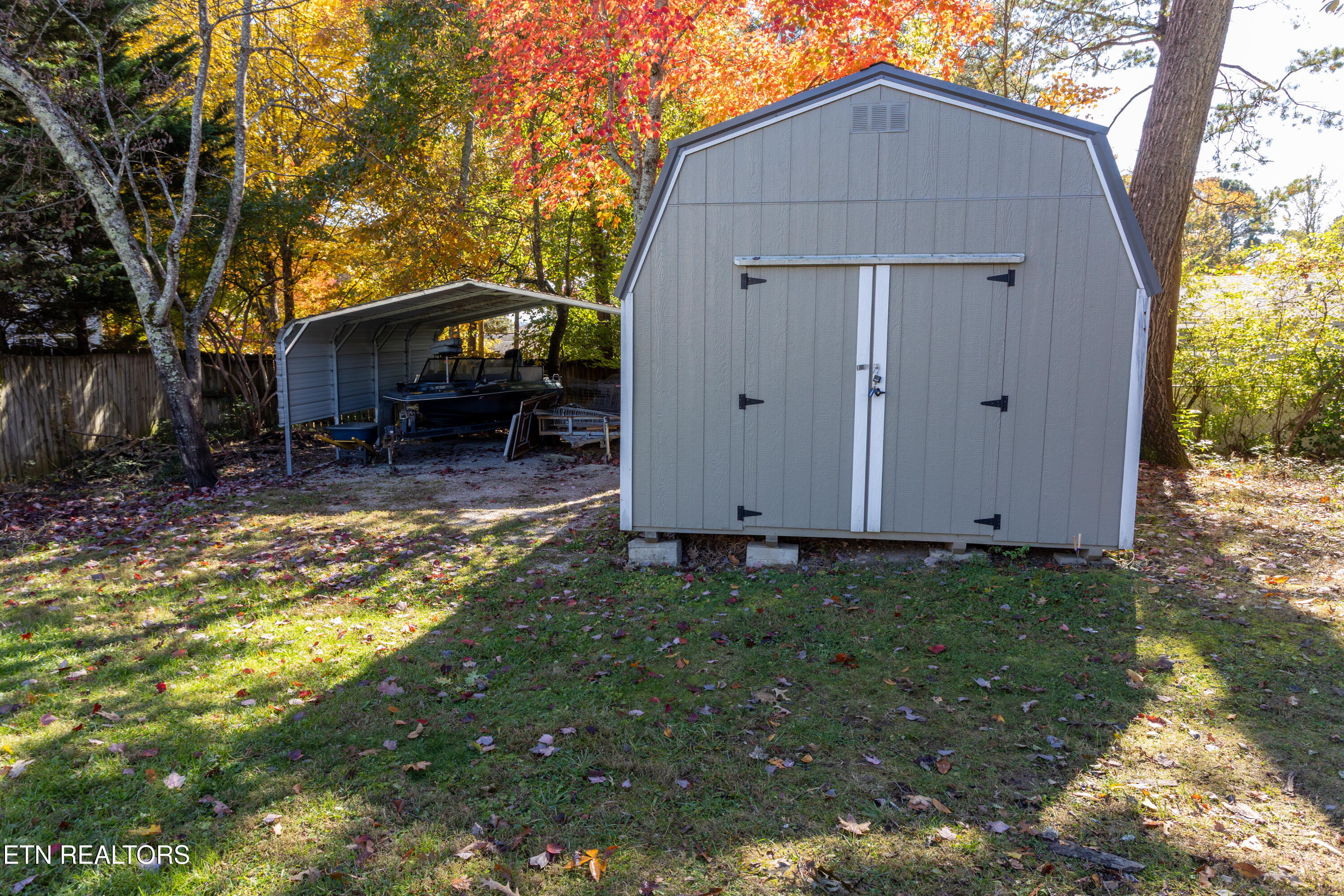 Knoxville, Tennessee 37923, United States, 3 Bedrooms Bedrooms, ,3 BathroomsBathrooms,Residential,Active,239144