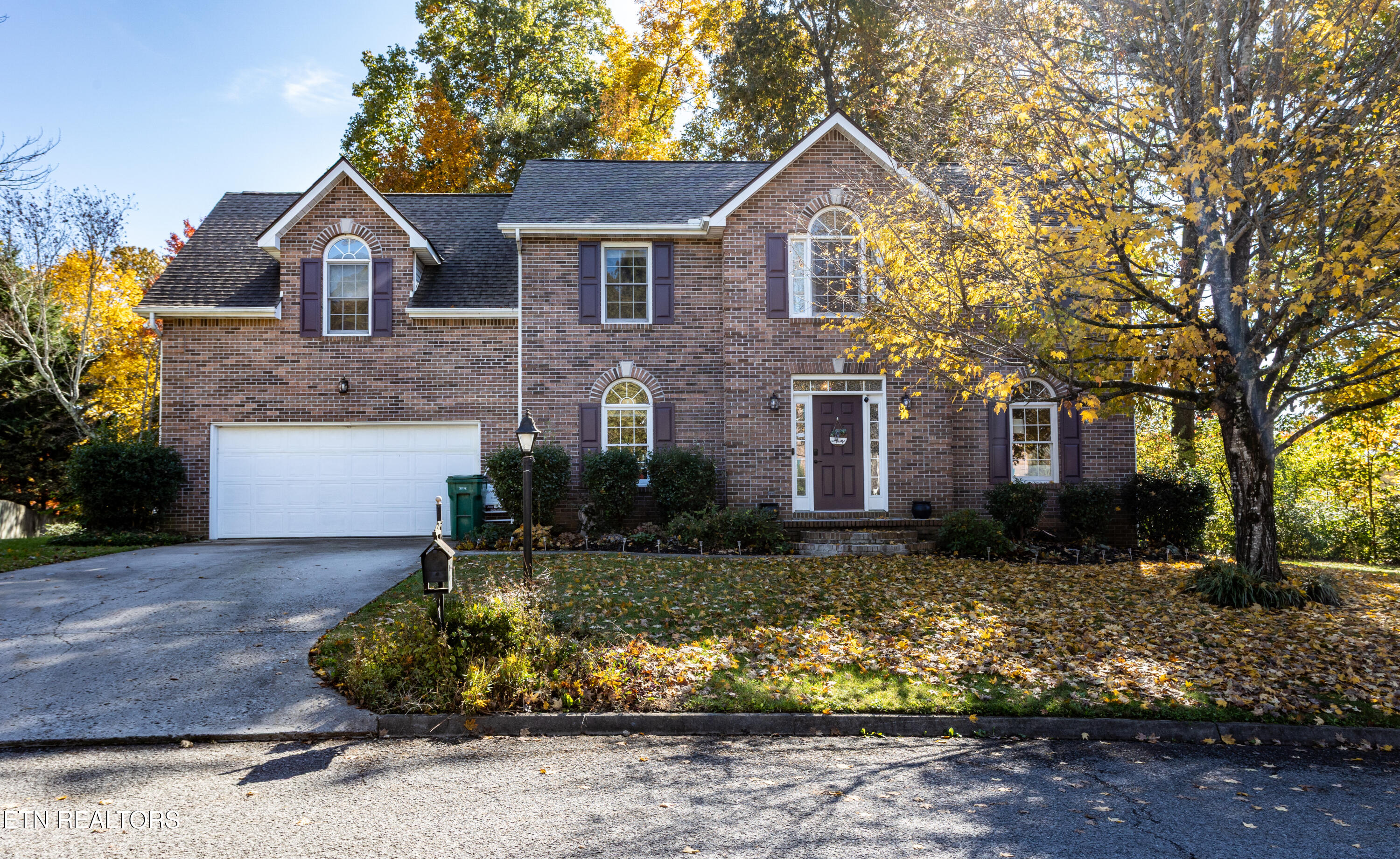 Knoxville, Tennessee 37923, United States, 3 Bedrooms Bedrooms, ,3 BathroomsBathrooms,Residential,Active,239144