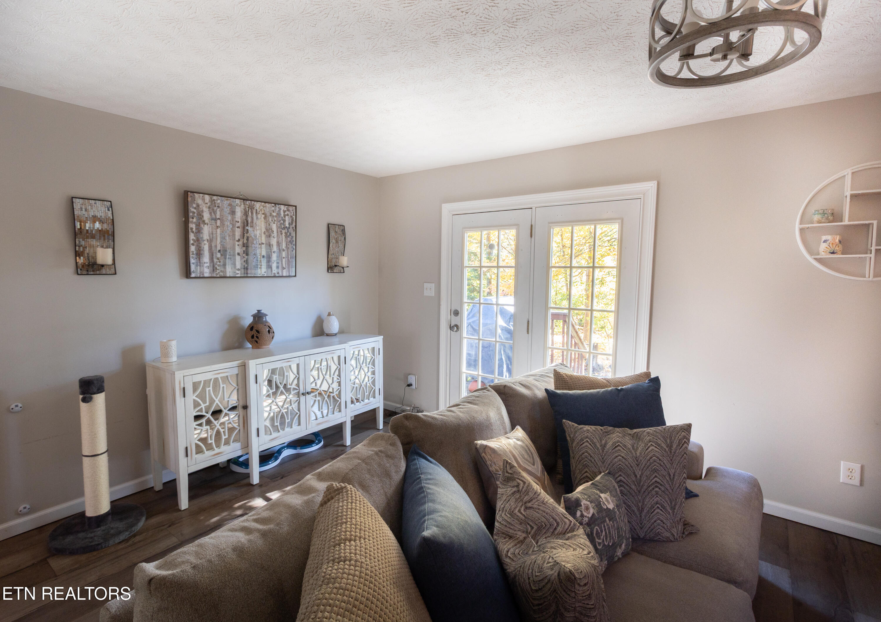 Knoxville, Tennessee 37923, United States, 3 Bedrooms Bedrooms, ,3 BathroomsBathrooms,Residential,Active,239144