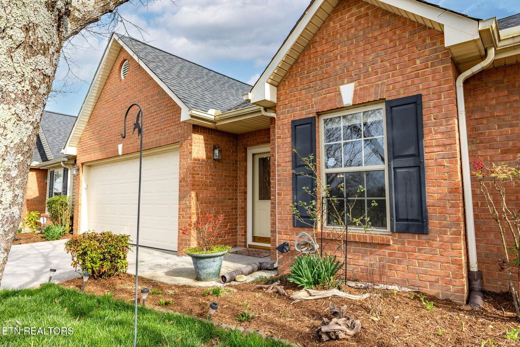 Photo of 3708 Tilbury Way, Knoxville, TN 37921 (MLS # 1331767)