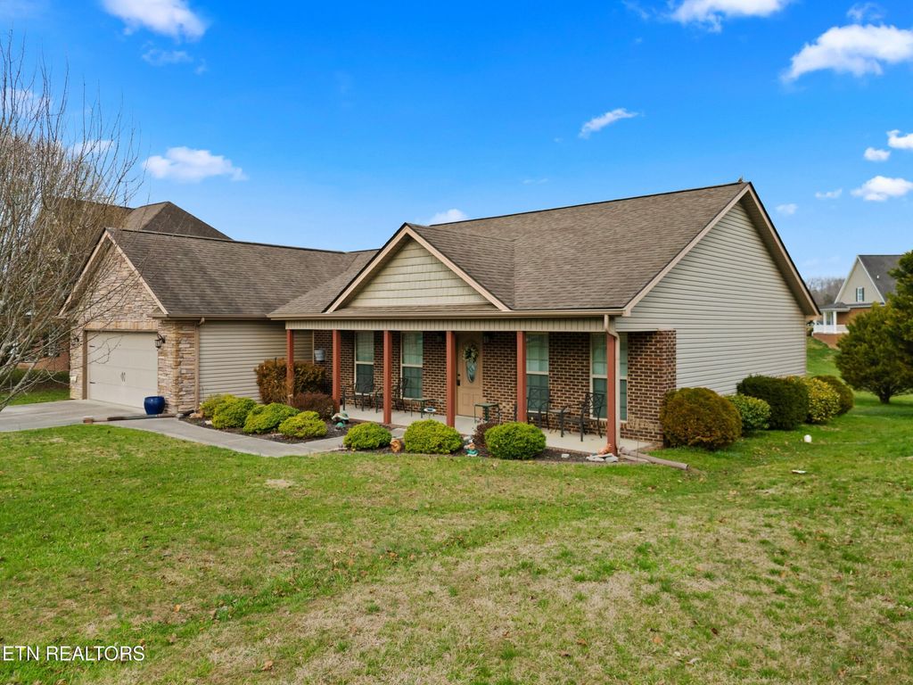 Photo of 813 Commonwealth Ave, Strawberry Plains, TN 37871 (MLS # 1331655)