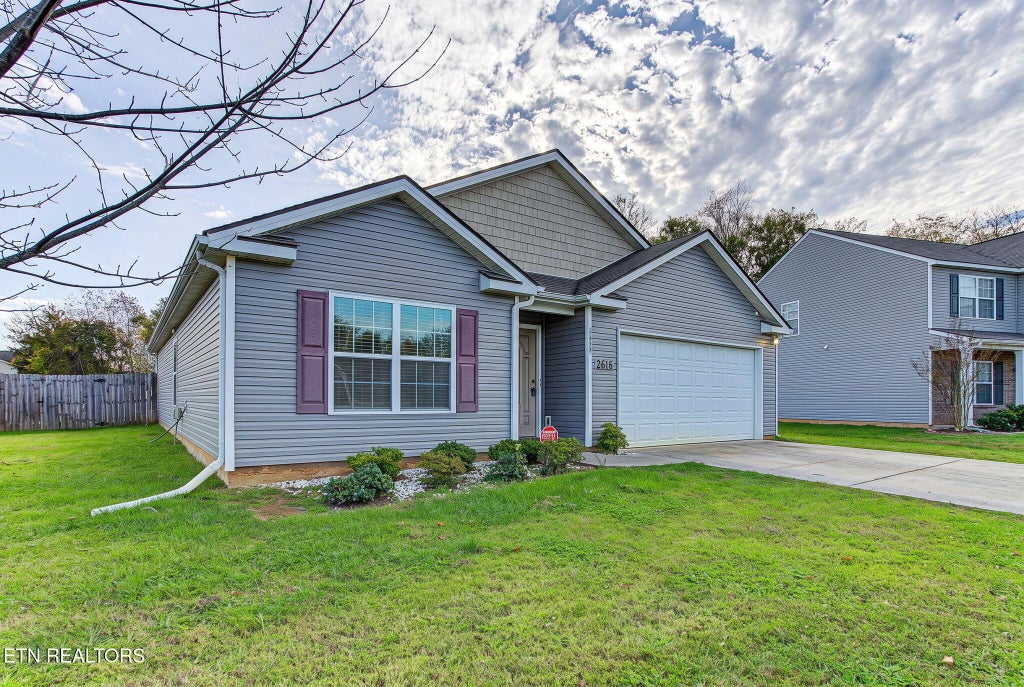 Photo of 2569 Cottonwood Drive, Sevierville, TN 37876 (MLS # 1360665)