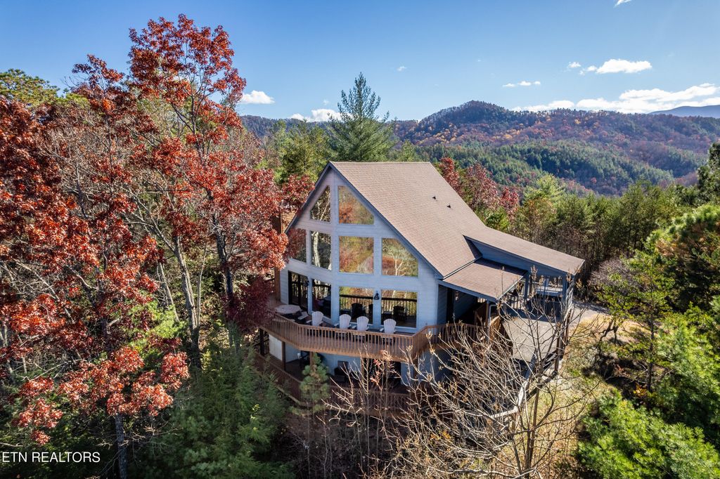 Photo of 850 Stonegate Way, Townsend, TN 37882 (MLS # 1246454)