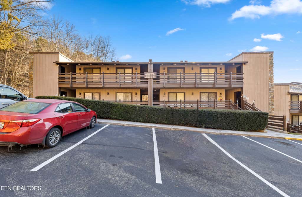 Photo of 1081 Cove Rd #513, Sevierville, TN 37876 (MLS # 1350310)