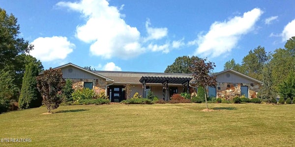 133 BALTIMORE DR, OAK RIDGE, TN 37830 - Image 3b81f0bc1fe17c396e46cf2aa06b88aa/2883788250