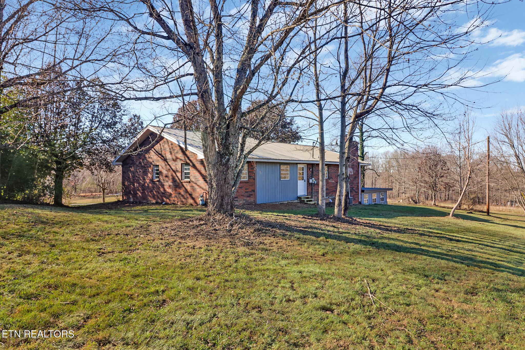 146 S Country Drive