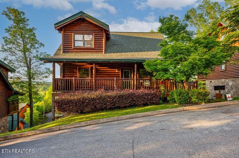 Photo of 2023 Bear Creek Way, Pigeon Forge, TN 37862 (MLS # 1321597)