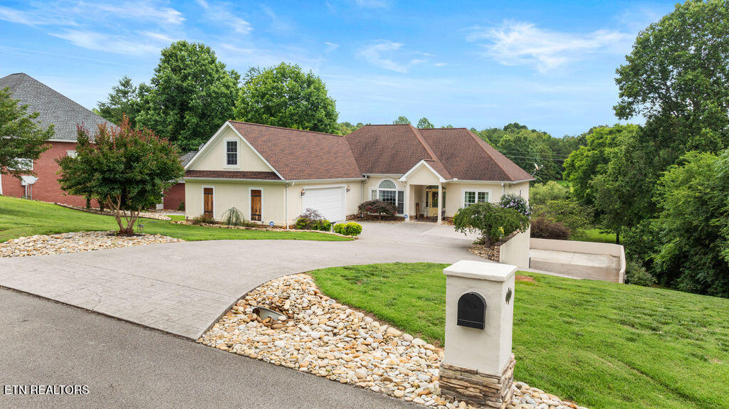 210 Indian Shadows Drive