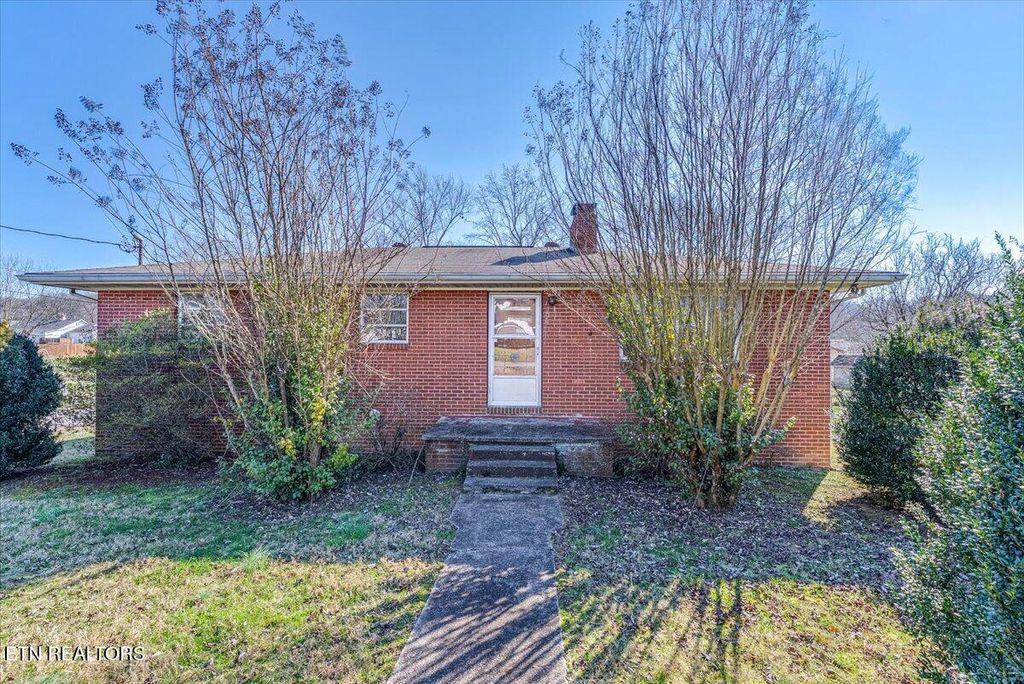 Photo of 503 Glendale Ave, Clinton, TN 37716 (MLS # 1326952)