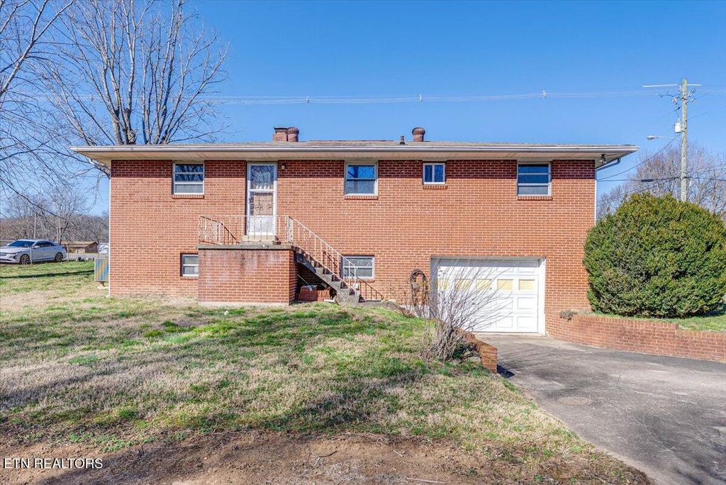 Photo of 503 Glendale Ave, Clinton, TN 37716 (MLS # 1326952)