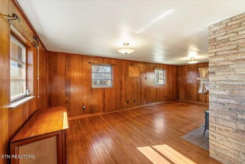 Tiny photo for 503 Glendale Ave, Clinton, TN 37716 (MLS # 1326952)