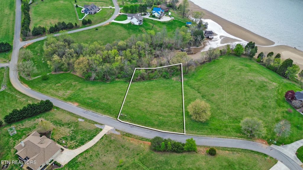 Photo of 52 Marble Bluff Drive, Kingston, TN 37763 (MLS # 1332956)