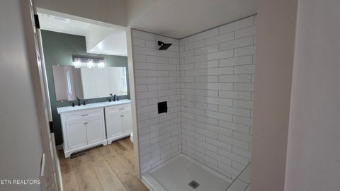 Tiny photo for 1135 W Outer Drive, Oak Ridge, TN 37830 (MLS # 1323902)