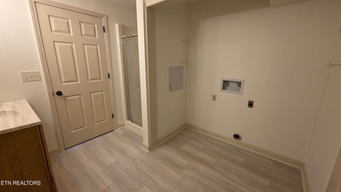 Tiny photo for 1135 W Outer Drive, Oak Ridge, TN 37830 (MLS # 1323902)