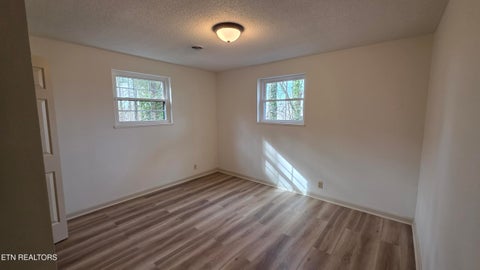 Tiny photo for 1135 W Outer Drive, Oak Ridge, TN 37830 (MLS # 1323902)