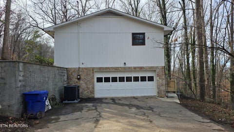Tiny photo for 1135 W Outer Drive, Oak Ridge, TN 37830 (MLS # 1323902)