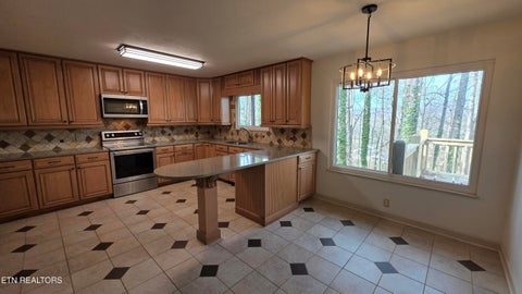 Tiny photo for 1135 W Outer Drive, Oak Ridge, TN 37830 (MLS # 1323902)