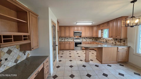 Tiny photo for 1135 W Outer Drive, Oak Ridge, TN 37830 (MLS # 1323902)