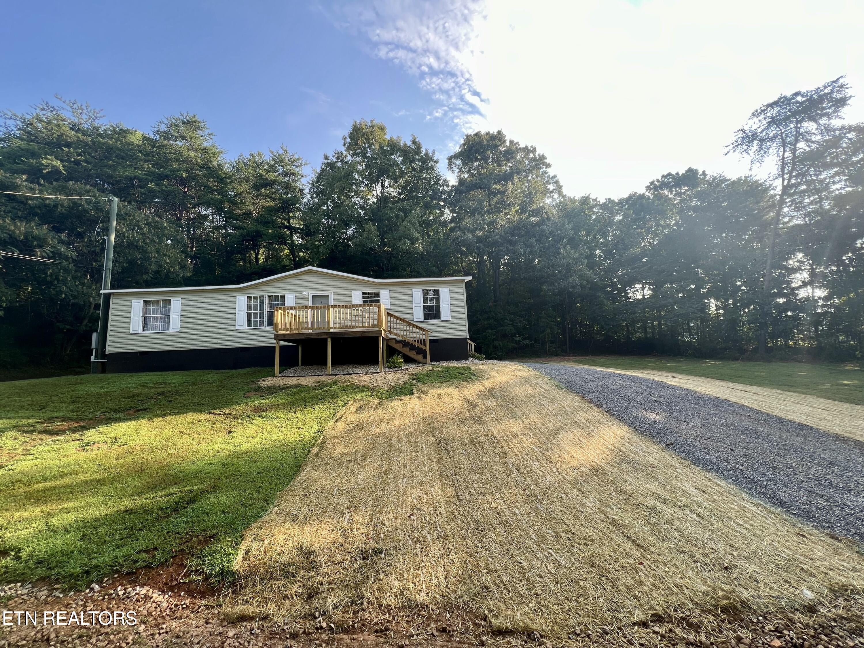 126 Sheppard Rd