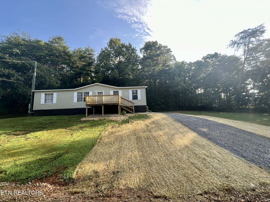 Photo of 126 Sheppard Rd, Sweetwater, TN 37874 (MLS # 1351013)