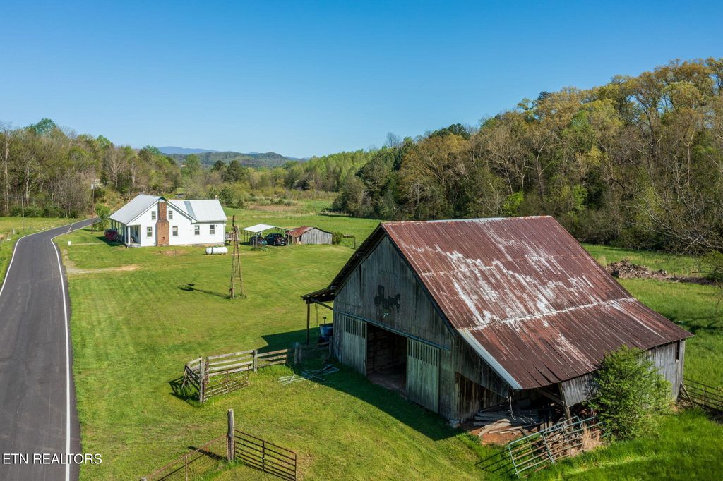 Photo of 285 New Providence Rd, Tellico Plains, TN 37385 (MLS # 1298283)