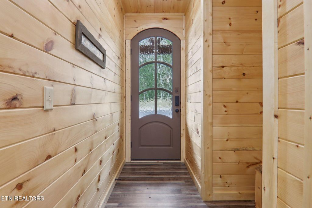 Photo of 2616 Dogwood Loop Drive, Sevierville, TN 37876 (MLS # 1333946)