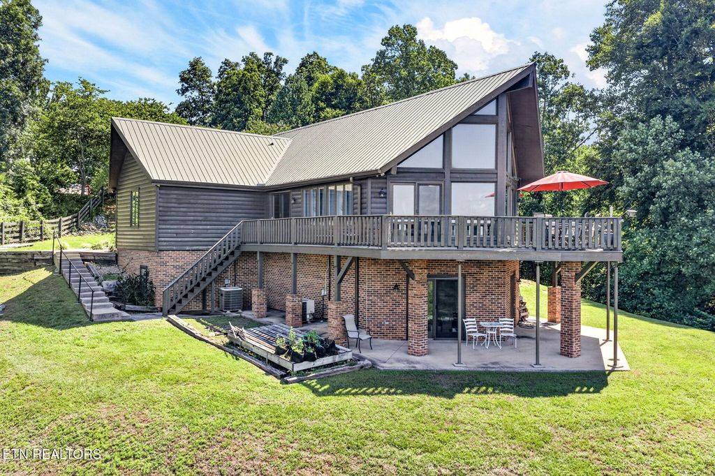 Photo of 2051 Scenic View Court, Byrdstown, TN 38549 (MLS # 1344710)