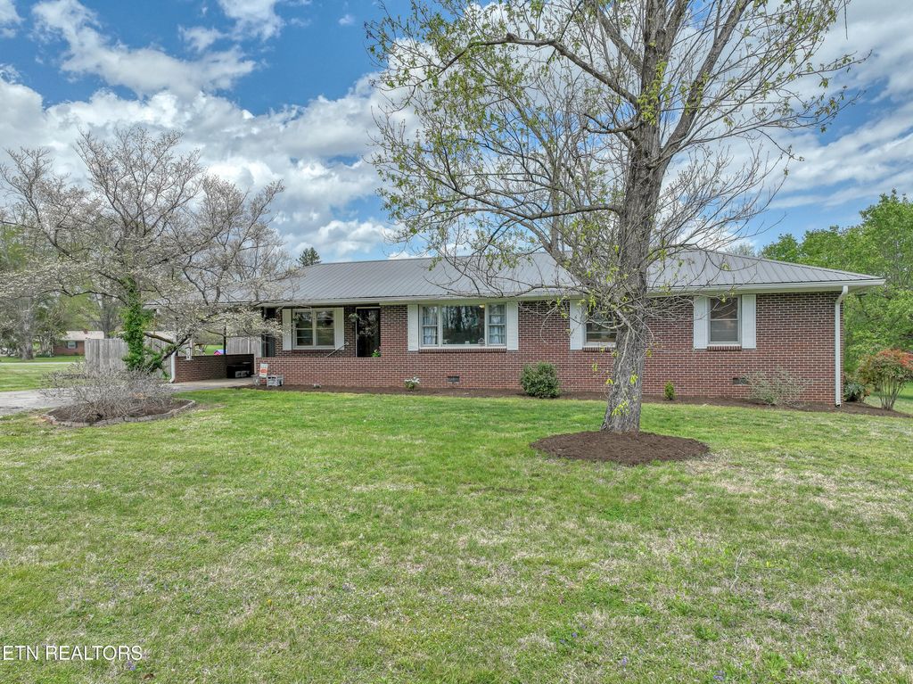 Photo of 1141 TN-95, Greenback, TN 37742 (MLS # 1296362)